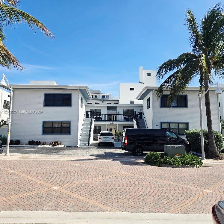 322 Harding St # B101, Hollywood FL 33019