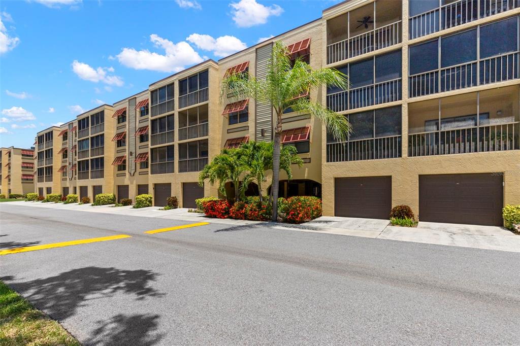 5817 PARK STREET N UNIT 406