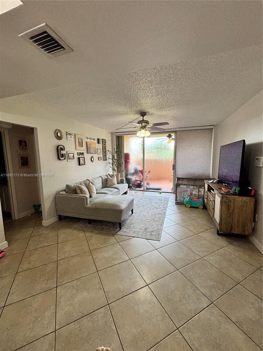 10425 SW 112th Ave # 113, Miami FL 33176
