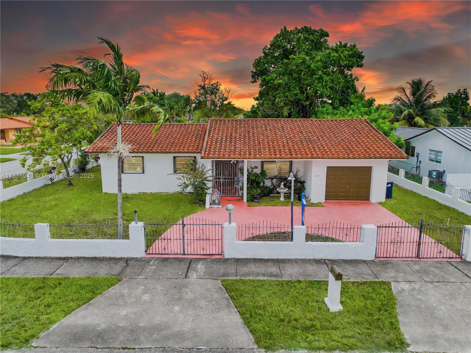 3005 SW 108th Ct, Miami FL 33165