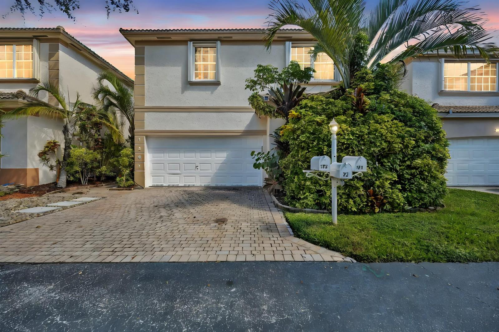 1231 Hayes Street, Hollywood FL 33019