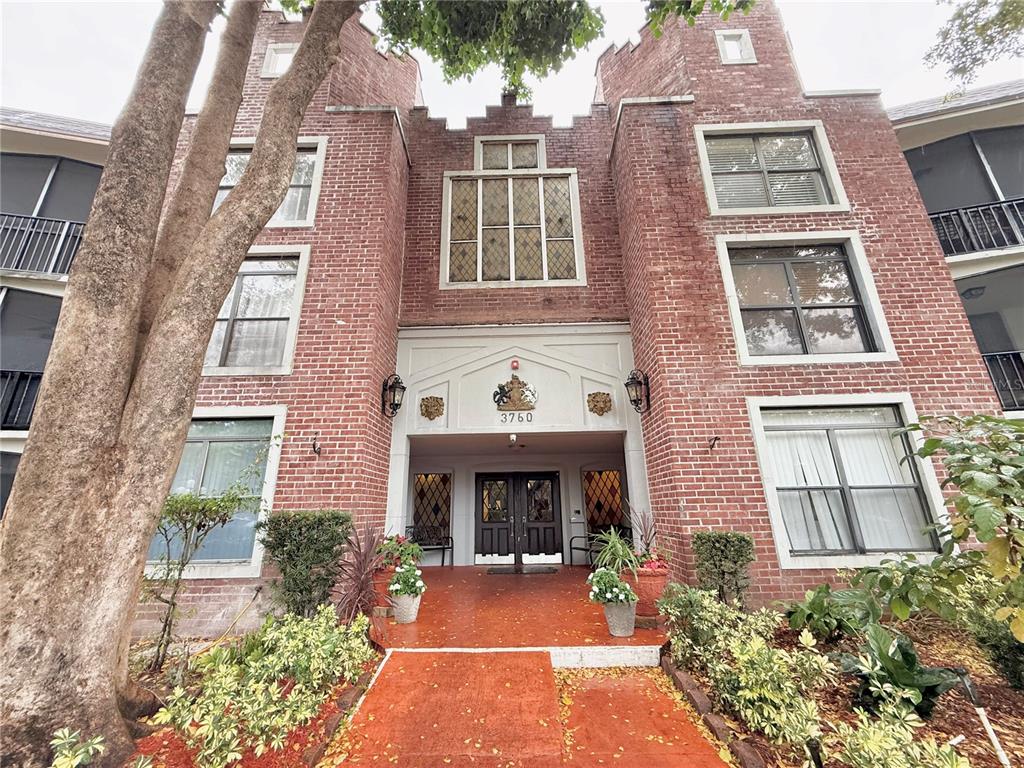 3760 INVERRARY DRIVE UNIT 2M