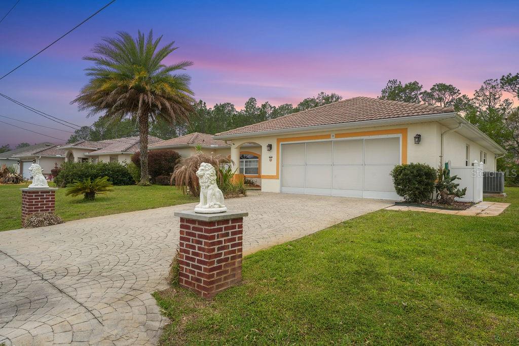 28 PRINCETON LANE