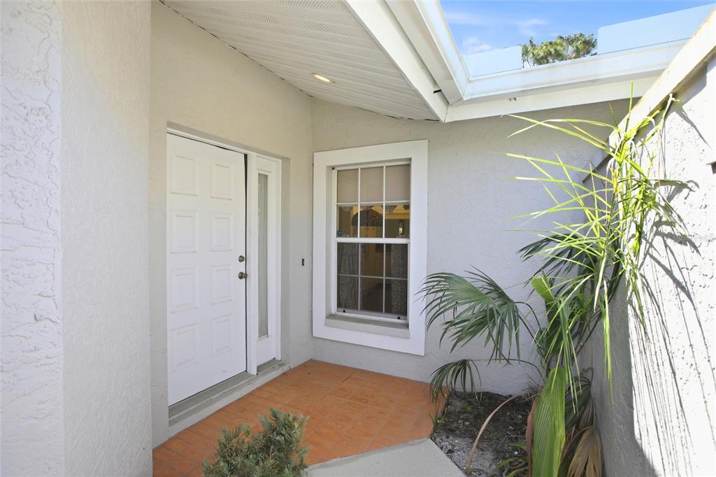 5576 COUNTRY CLUB WAY UNIT 5576