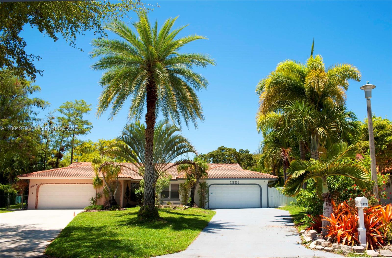 1328 NW 93rd Ter, Coral Springs FL 33071