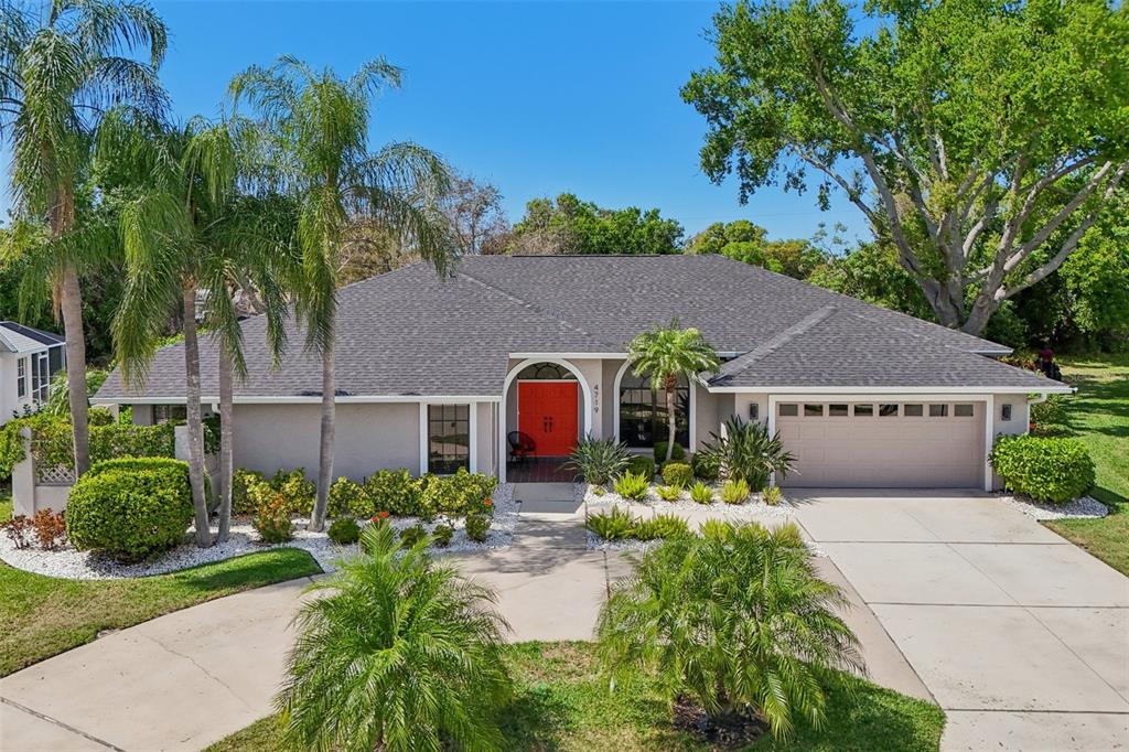 4719 MEADOWVIEW CIRCLE
