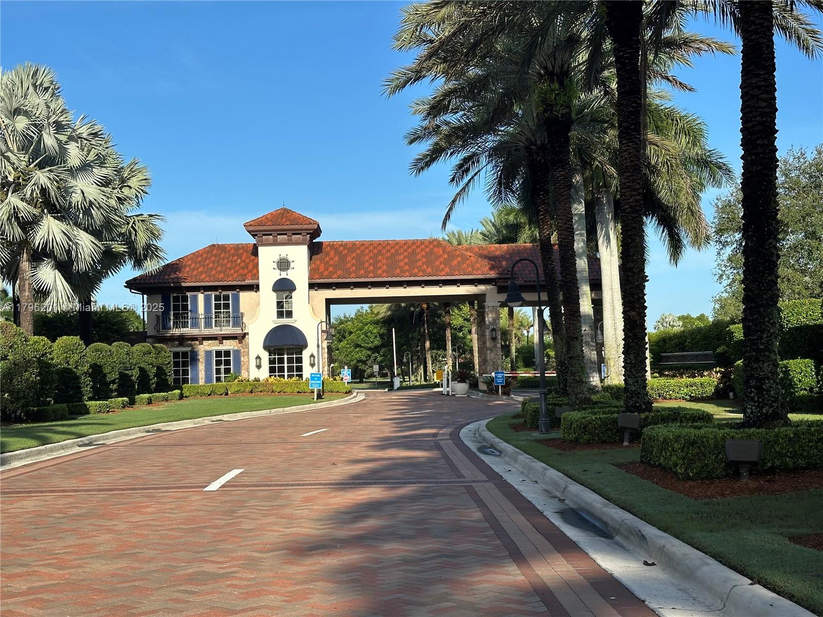 7508 La Paz Blvd # 202, Boca Raton FL 33433
