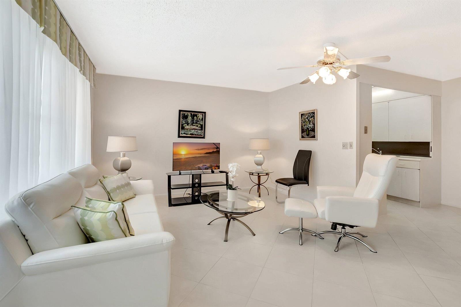 2043 Cambridge C, Deerfield Beach FL 33442