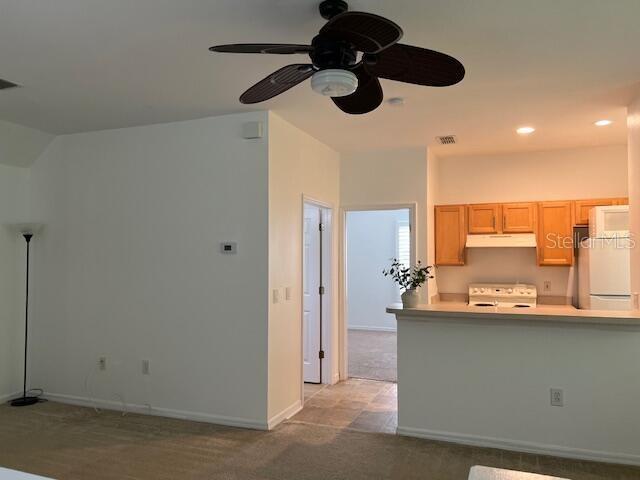 947 SPRING PARK LOOP APT B, KISSIMMEE, FL — photo 4 of 10