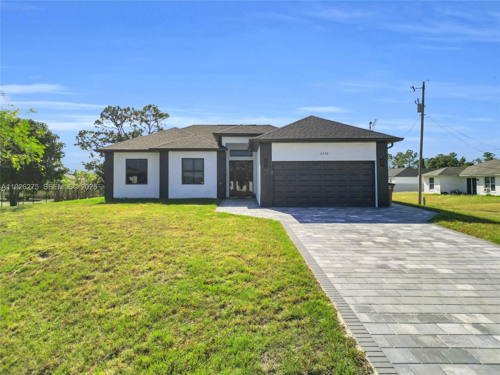 2250 10th Ter, Lehigh Acres FL 33936