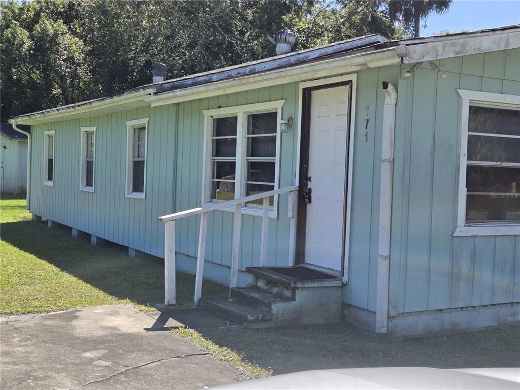 171 N PUTNAM GROVE ROAD