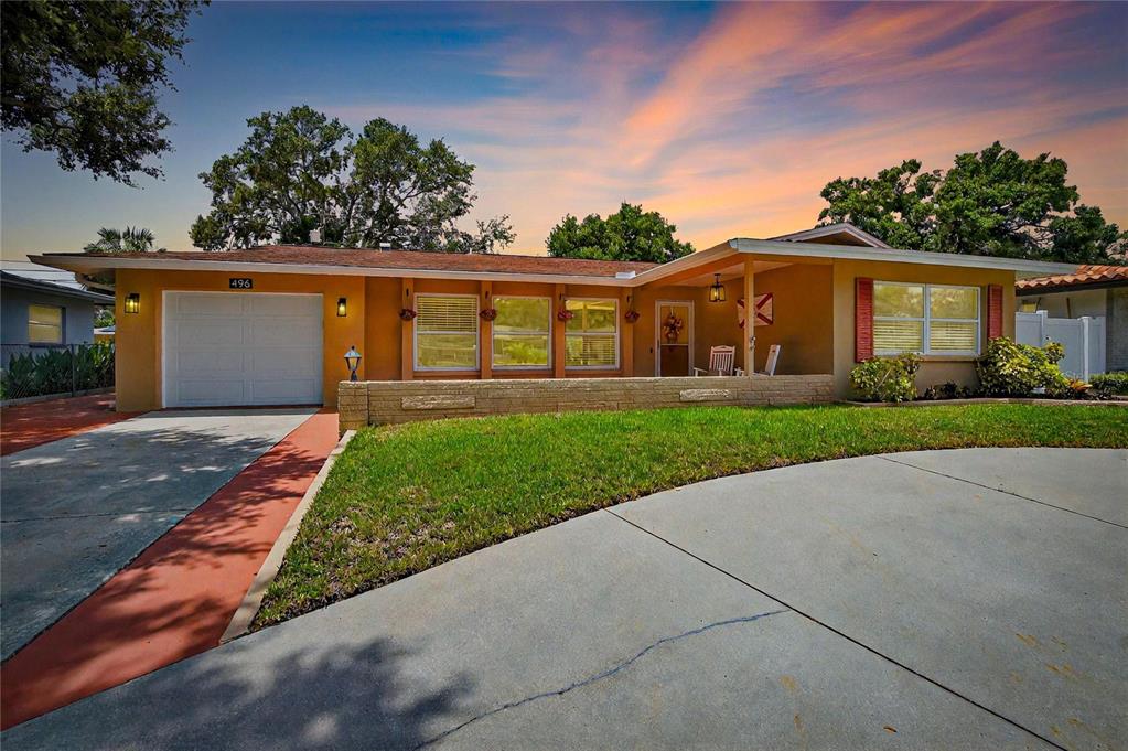 496 SEACREST DRIVE