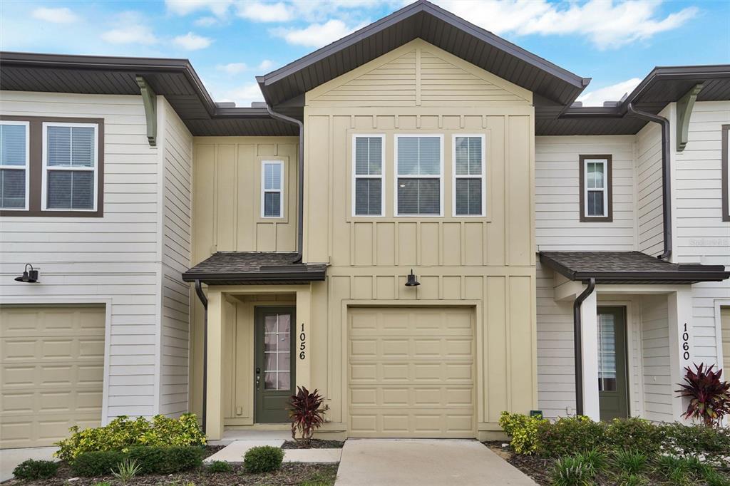 1056 PLANTATION LANE