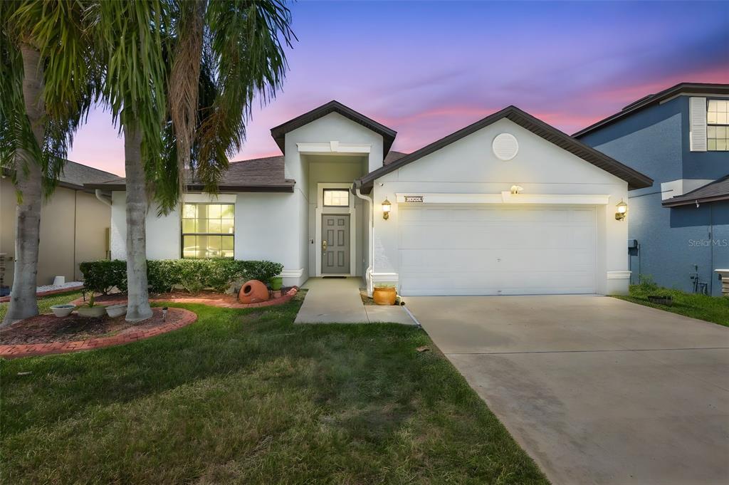 10806 WHITECAP DRIVE