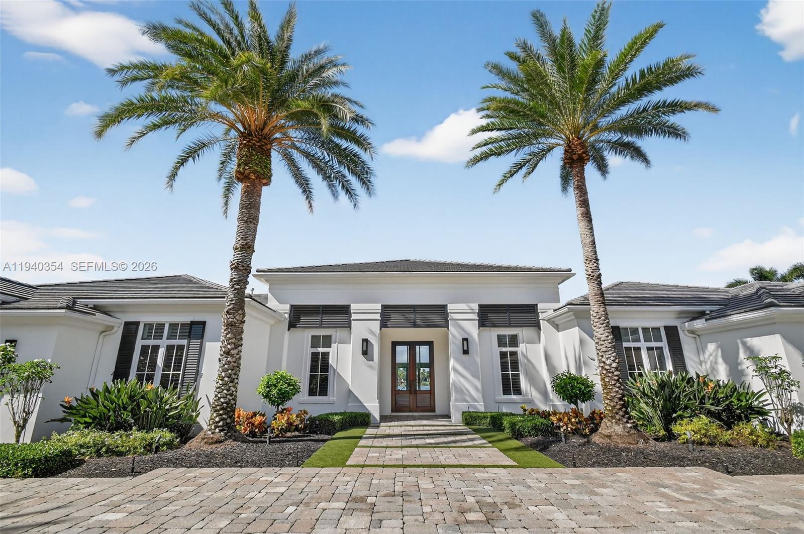 642 Hermitage Cir, Palm Beach Gardens FL 33410