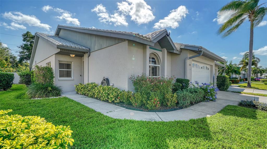 5381 KELLY DRIVE