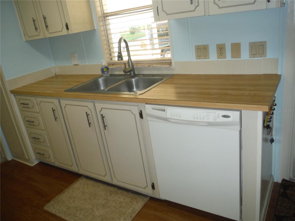 102 NATURES TRAIL UNIT 79, SAFETY HARBOR, FL — photo 4 of 30