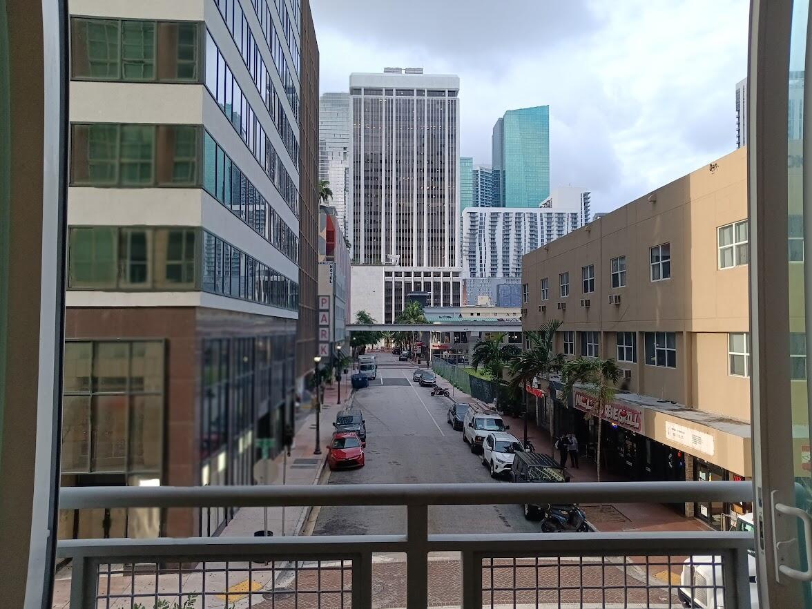 253 NE 2nd Street # 221, Miami FL 33132
