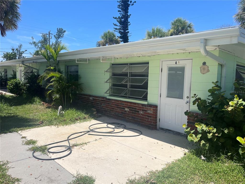 1385 GULF BOULEVARD UNIT 1-3