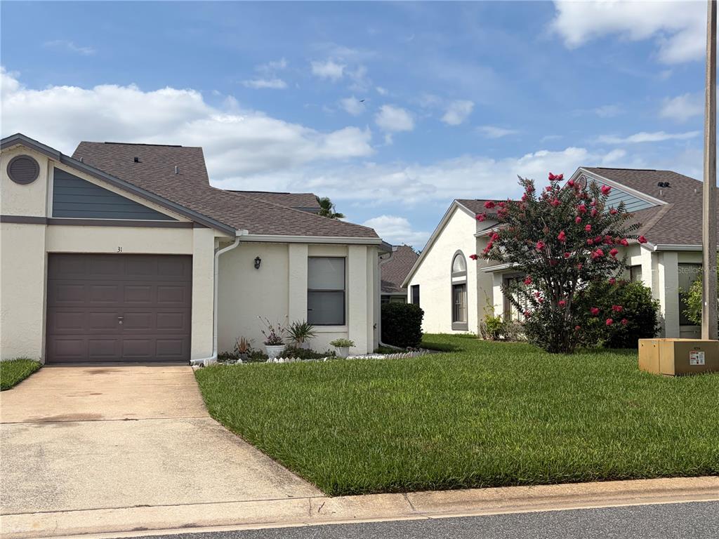 31 LAKEPOINTE CIRCLE