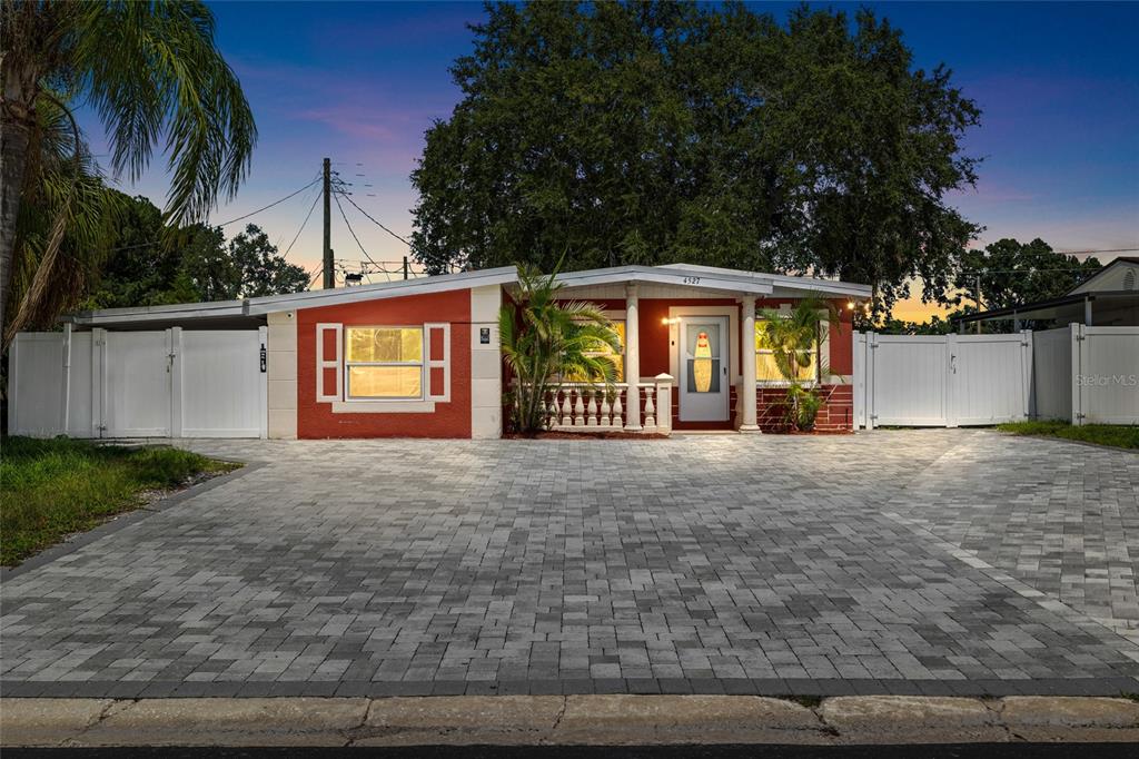 4527 FOUNTAINBLEAU RD