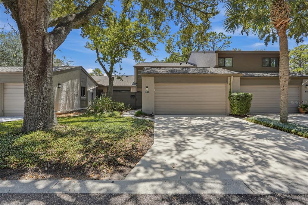 805 WESTWIND LANE