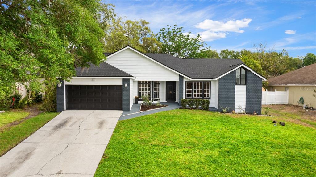 7025 HIAWASSEE OAK DRIVE