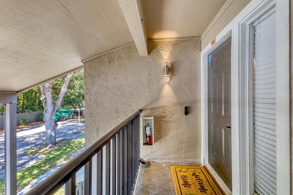 5611 SUMMER SIDE LANE UNIT 46B, SARASOTA, FL — photo 3 of 30