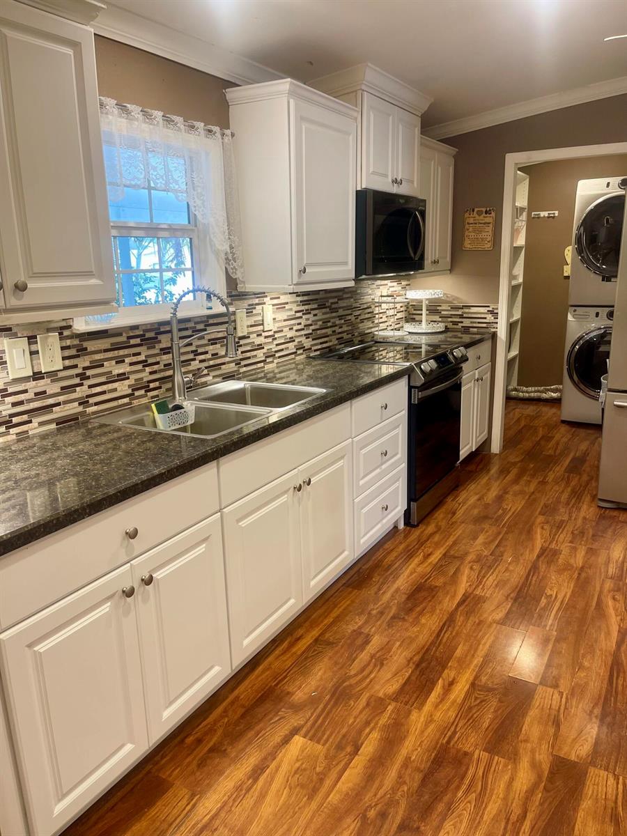 195 Plantation Boulevard, Lake Worth FL 33467