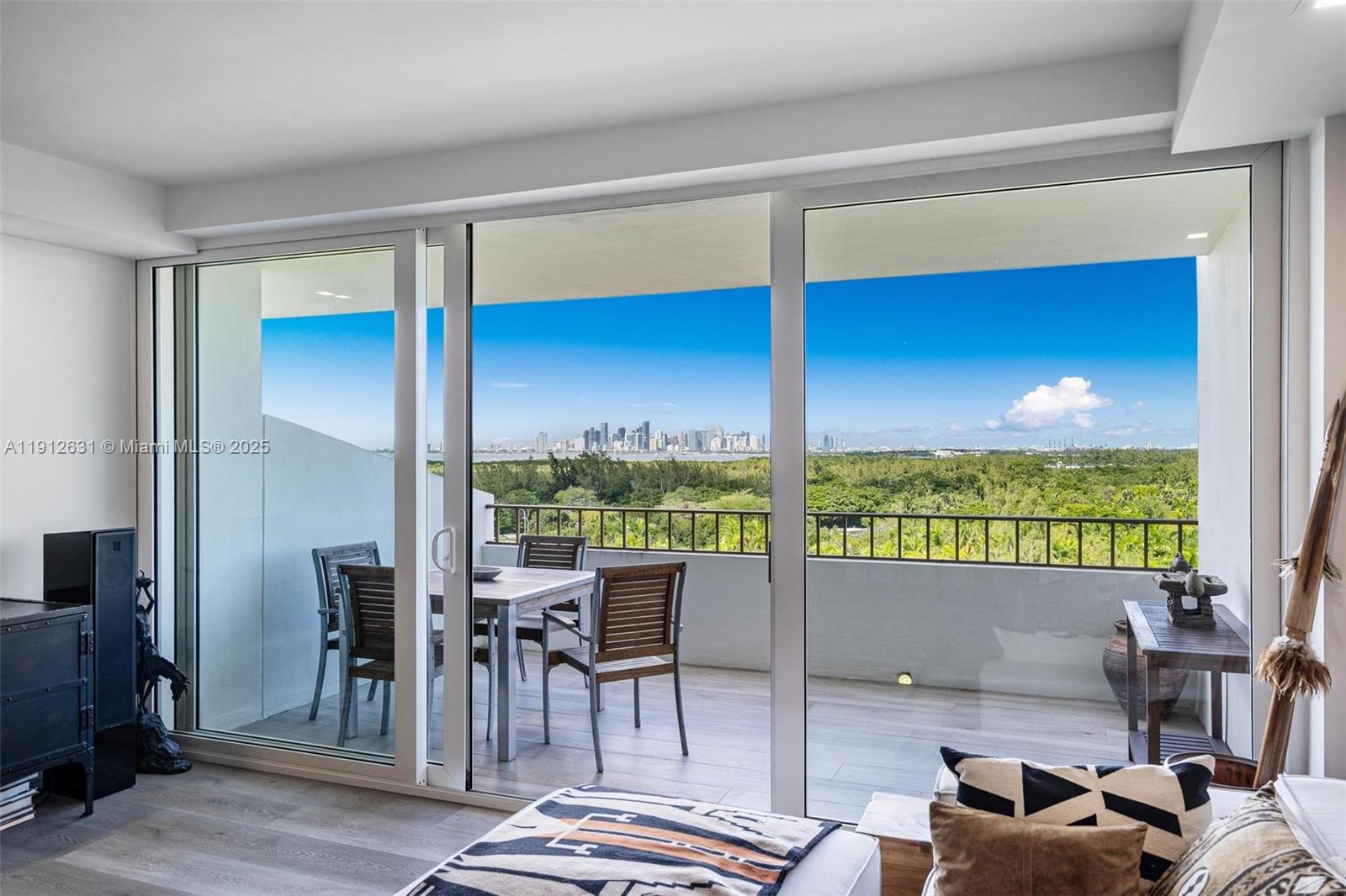 155 Ocean Lane Dr # 1002, Key Biscayne FL 33149