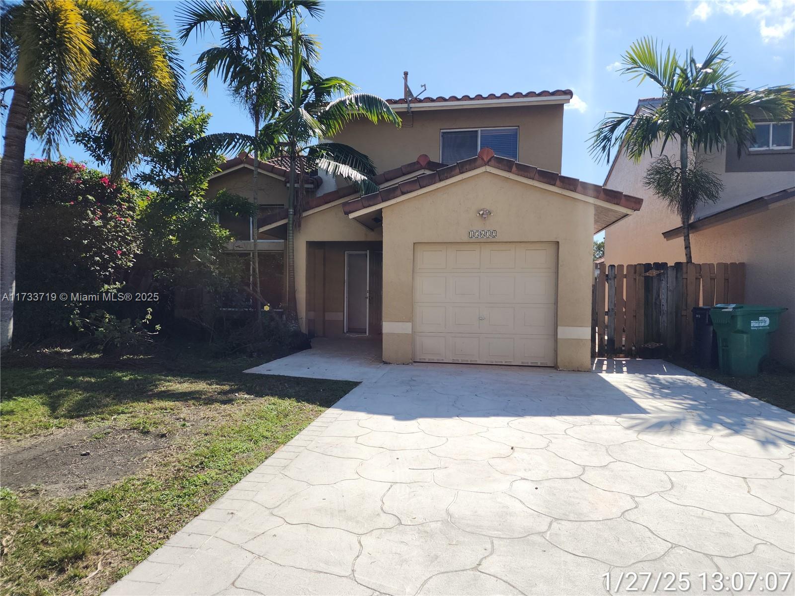 15632 SW 100th Ter, Miami FL 33196
