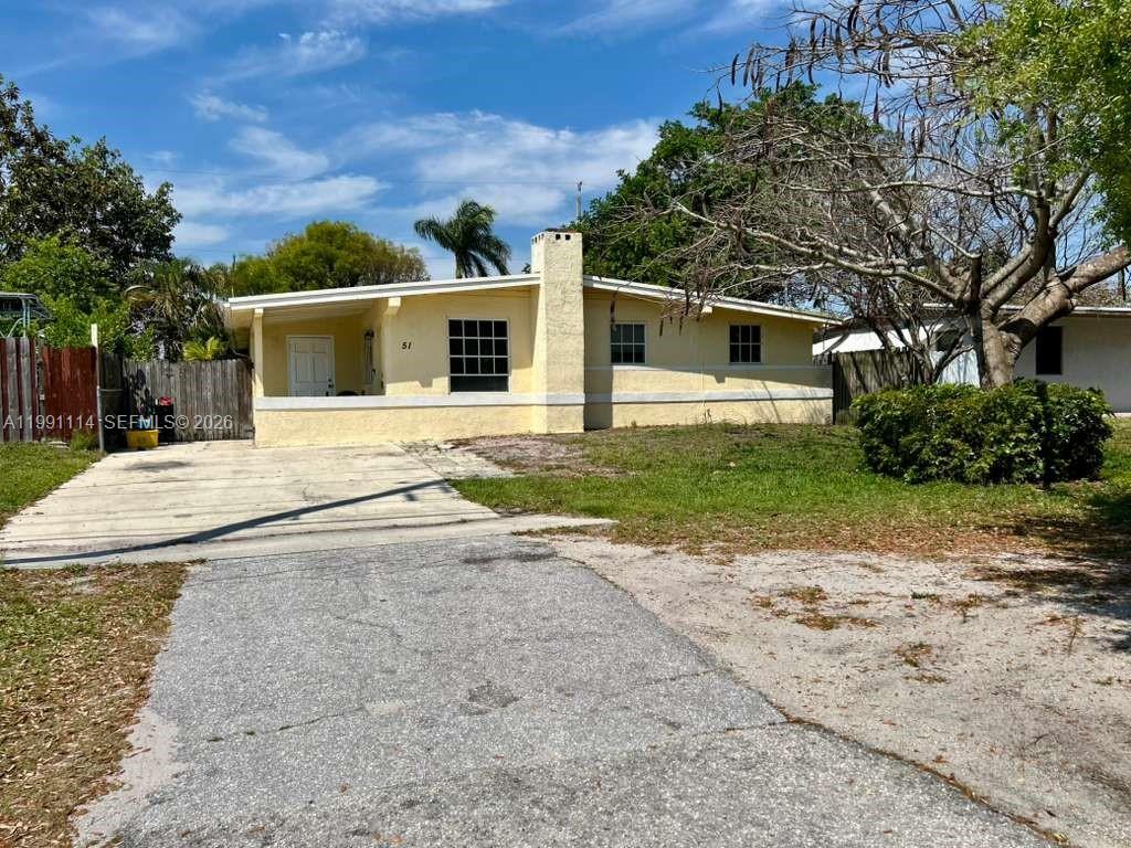 51 Davis Rd, Palm Springs FL 33461