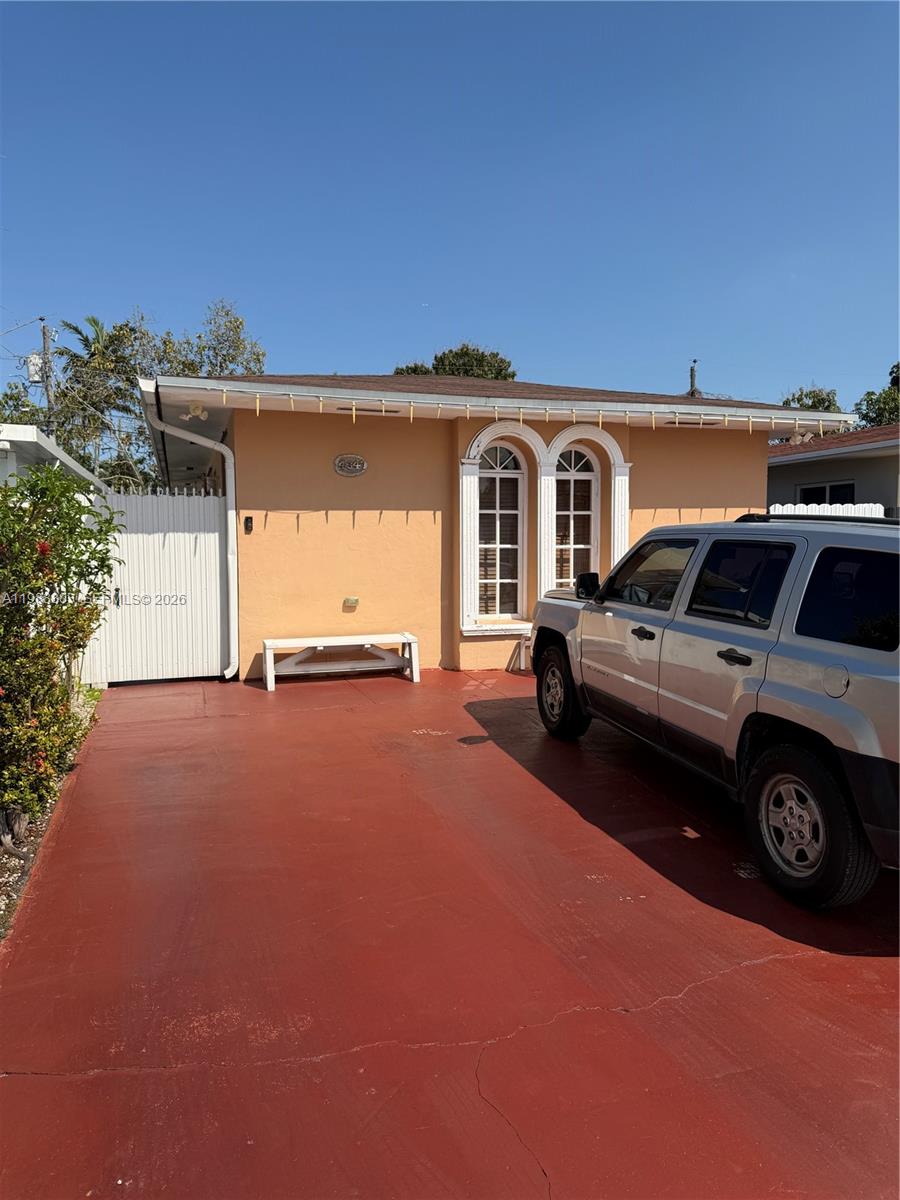 4347 E 9th Ct, Hialeah FL 33013