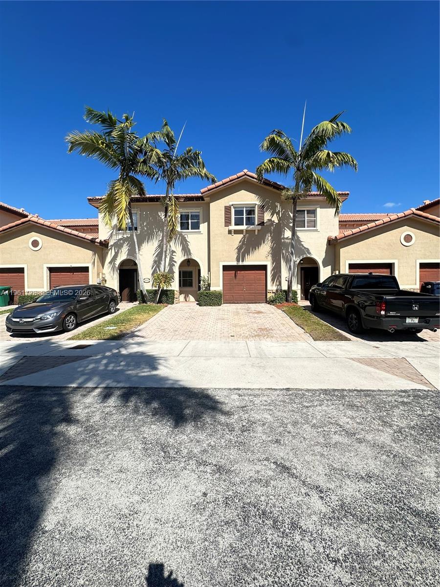 8925 SW 222nd Ter, Cutler Bay FL 33190