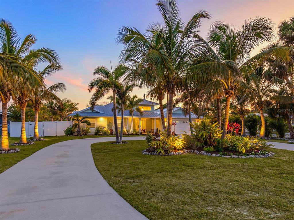 221 LYCHEE ROAD, NOKOMIS, FL — photo 3 of 30