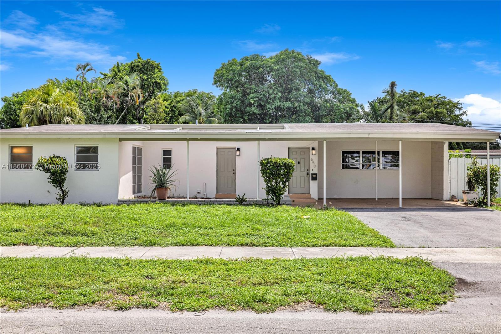 650 NE 178 St, Miami FL 33162