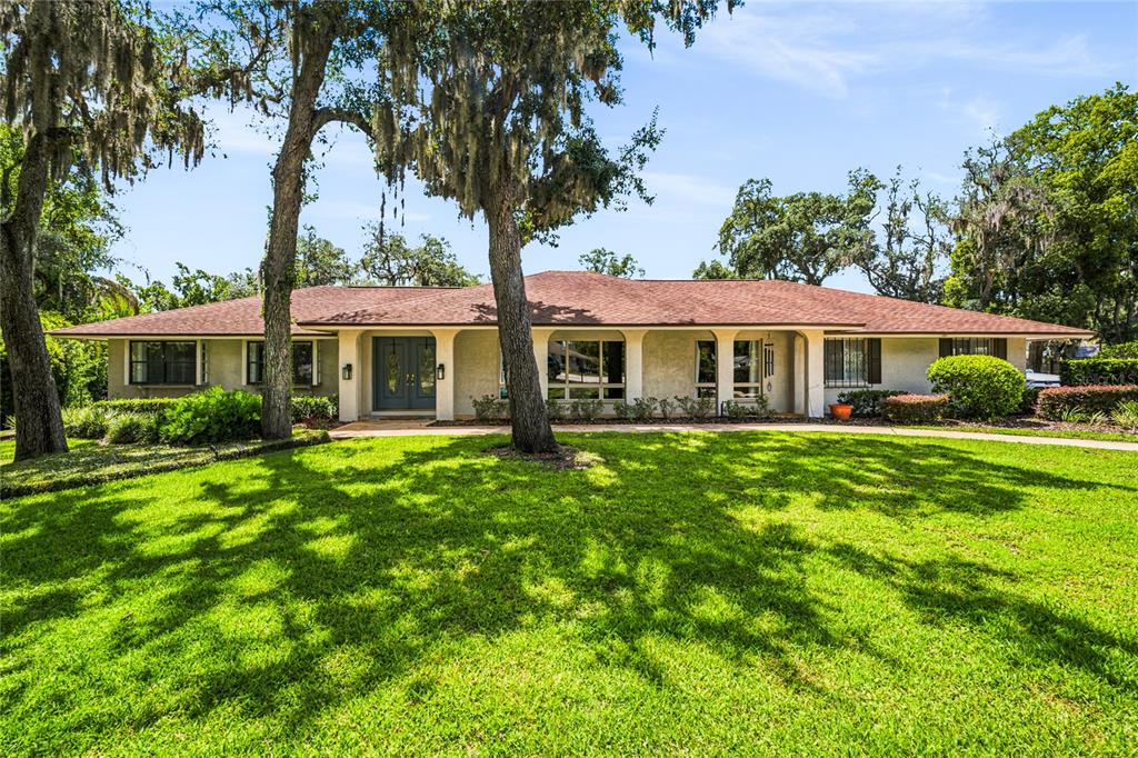 111 LITTLE OAK LANE