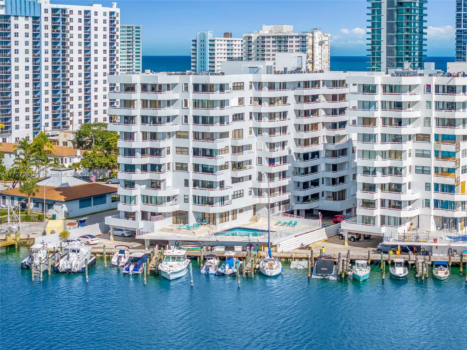 6830 Indian Creek Dr # 1D, Miami Beach FL 33141