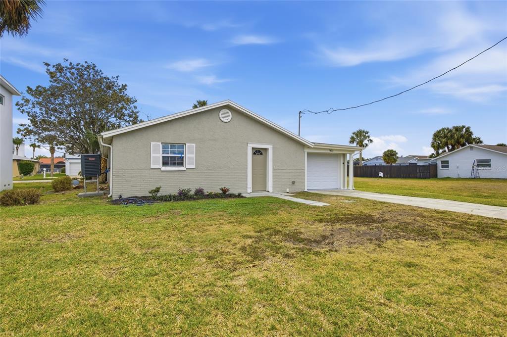 7410 MAKO DRIVE, HUDSON, FL — photo 2 of 27