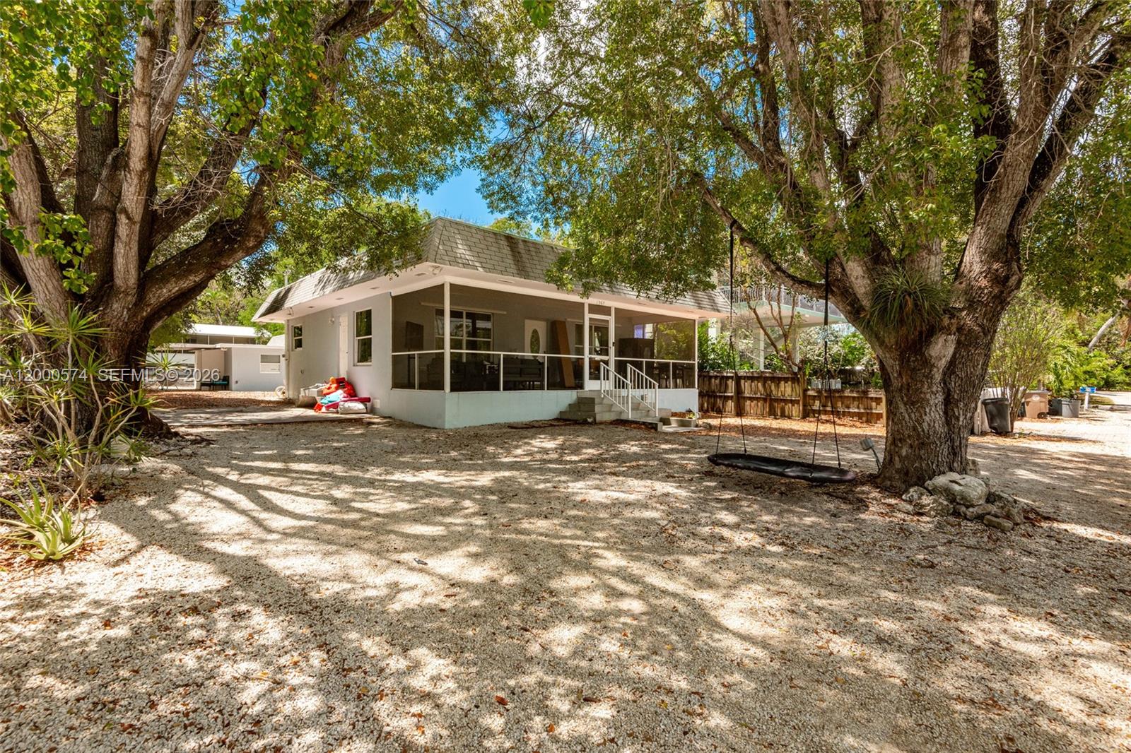 367 Buttonwood Shores Dr, Key Largo FL 33037