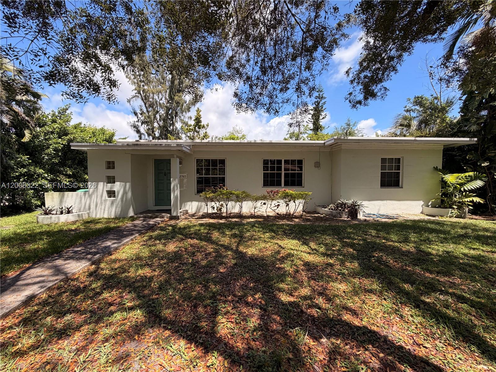 5765 SW 48th St, Miami FL 33155