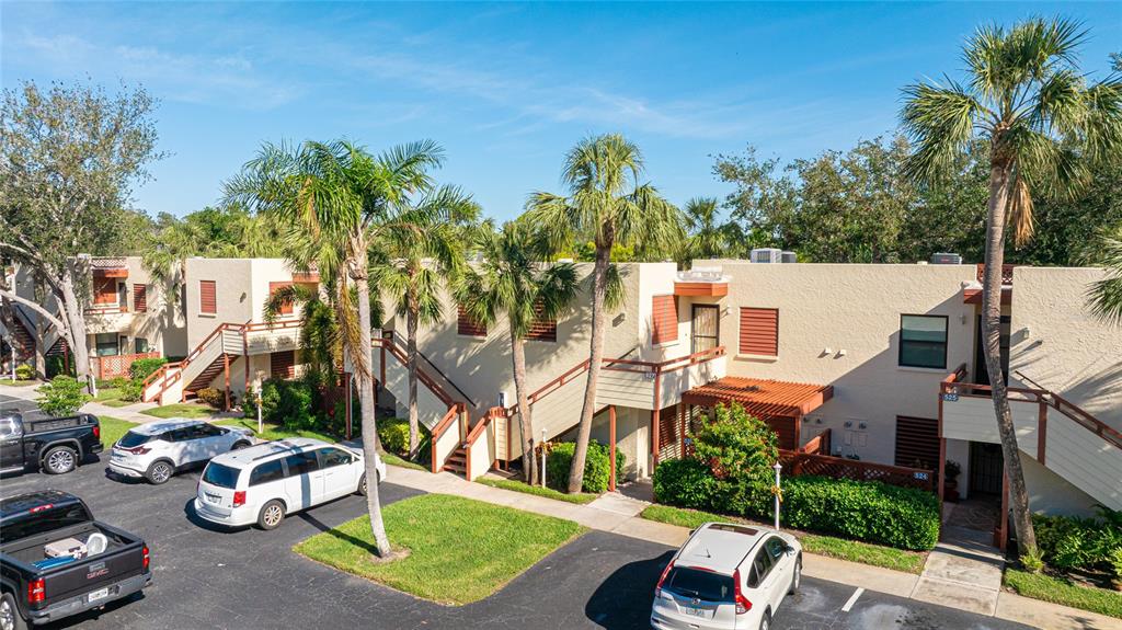 527 SPRING LAKES BOULEVARD, BRADENTON, FL — photo 2 of 30