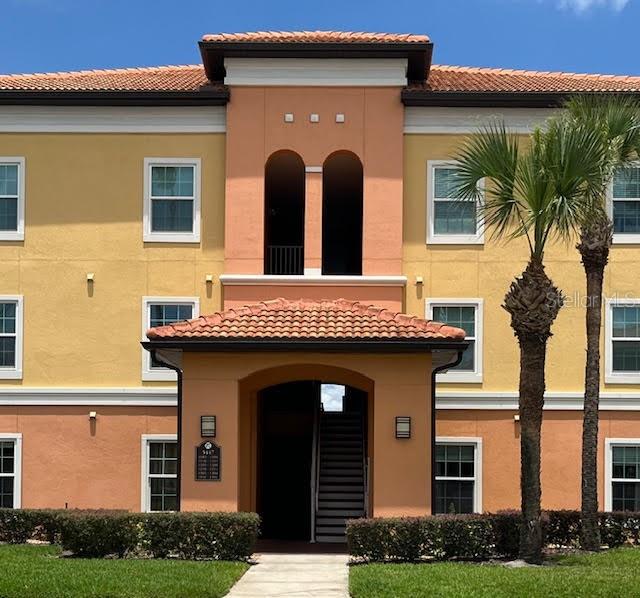 5447 VINELAND ROAD UNIT 1210