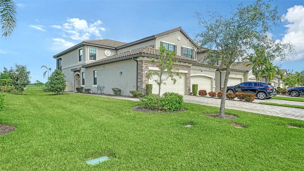 17815 GAWTHROP DRIVE UNIT 101