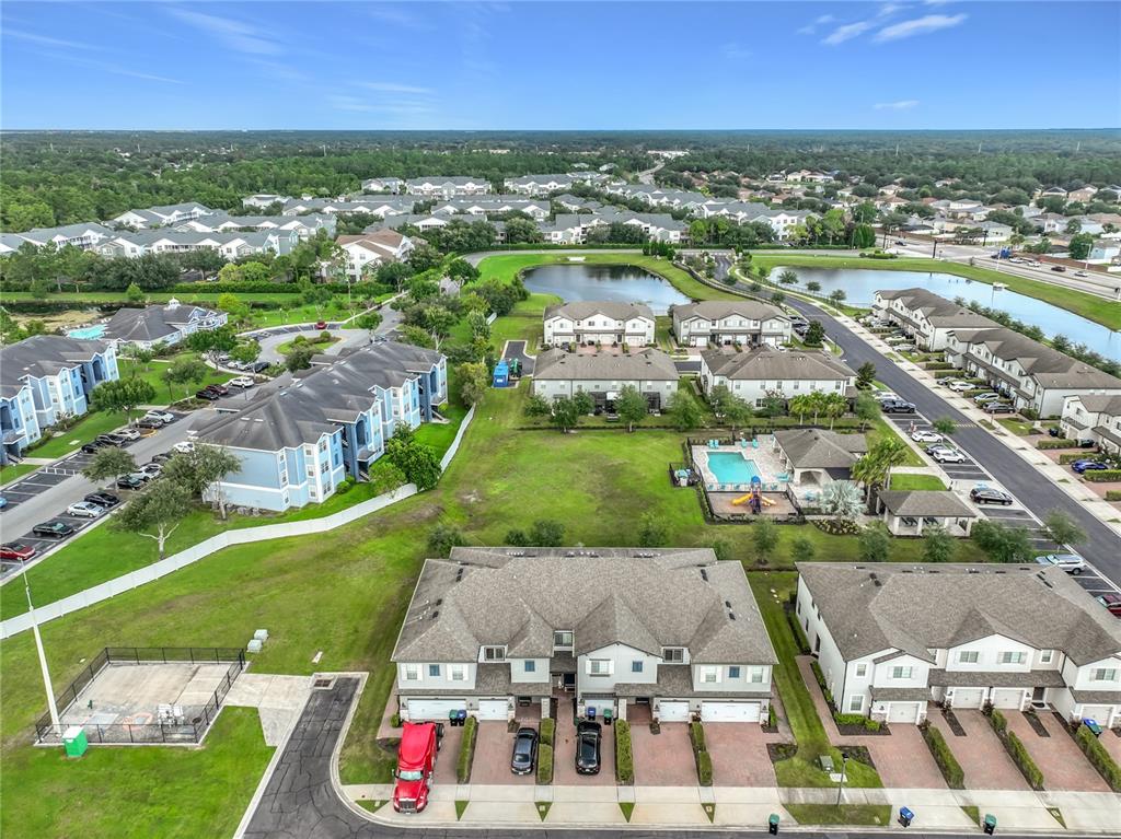 12043 WHITE WAVE POINT, ORLANDO, FL — photo 2 of 30