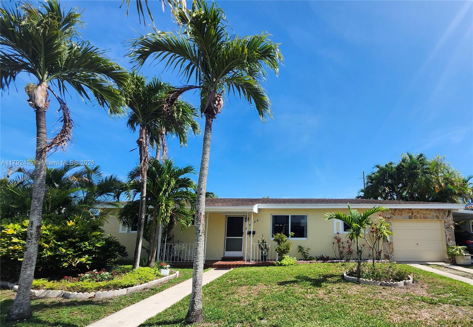 8750 SW 42nd St, Miami FL 33165