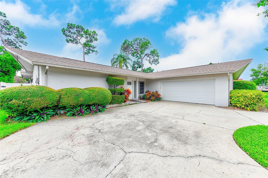 1613 ARBOR DRIVE
