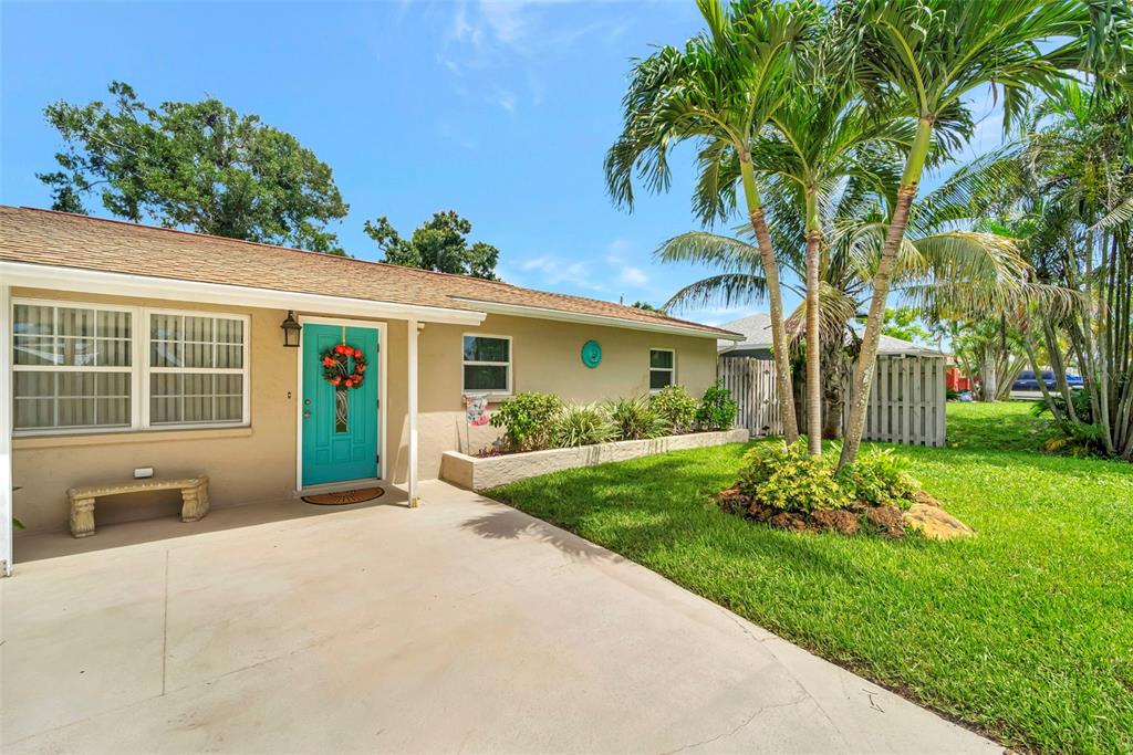 460 PELICAN ROAD