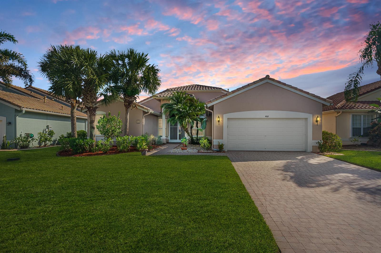 468 NW Blue Lake Drive, Port St. Lucie FL 34986