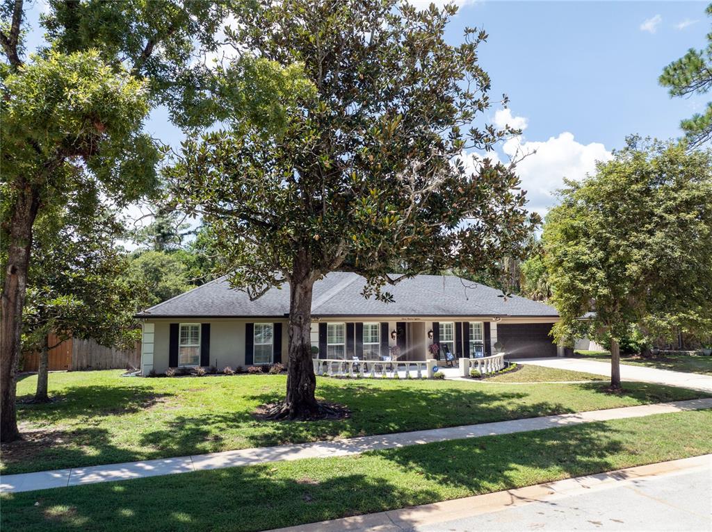 718 FOX VALLEY DRIVE